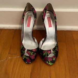 Betsey Johnson Floral Heels Size 10